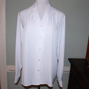 New WOT Dress Barn Classic White Blouse